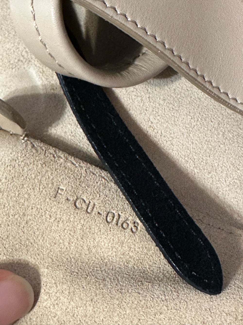 Celine Medium Phantom Cabas in Beige and Black Suede - Picture 14 of 15